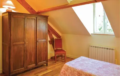 Un ou plusieurs lits dans un hébergement de l'établissement 3 Bedroom Stunning Home In Roisel