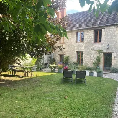 Maison de famille du 17ème siècle I Proche Senlis Chantilly Compiègne Paris