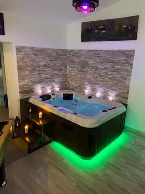 Plan de l'établissement Le Cosily jacuzzi et sauna privatif