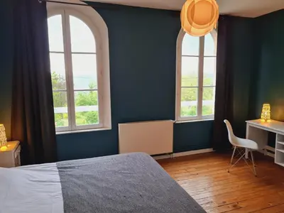 Un ou plusieurs lits dans un hébergement de l'établissement La Tour L'évêque gite 3 chambres 5 pers 5 km Soissons