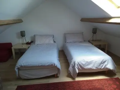 Un ou plusieurs lits dans un hébergement de l'établissement 10km to Disneyland - Terrace Parking & Sleeps 4
