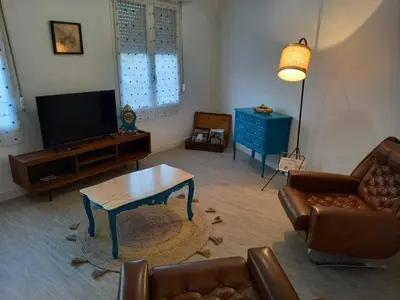 Télévision ou salle de divertissement dans l'établissement Appart plein centre, balcon - 4 personnes