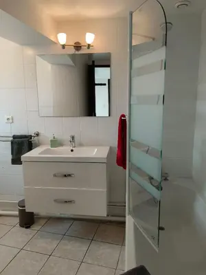 Salle de bains dans l'établissement Gite BA 3