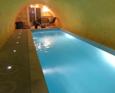 Piscine de l'établissement LA VILLA CAPUCINE ou située à proximité