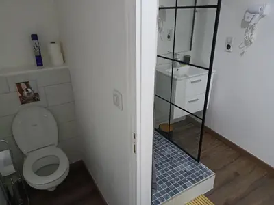 Salle de bains dans l'établissement Chambre indépendante en plein centre Ville