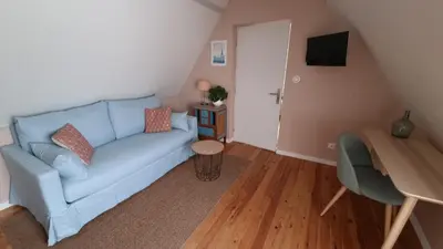 Coin salon dans l'établissement Logement entier indépendant- 2 à 4 pers - Parking clos - Terrasse