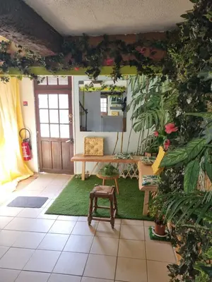 Jardin de l'établissement 5 pièces familiales