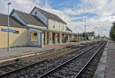 Plan de l'établissement Le CONTI Proche Roissy - Astérix- Gare