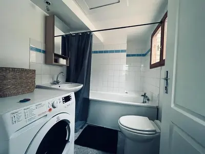 Salle de bains dans l'établissement Le Sacré, Au pied de la cathédrale