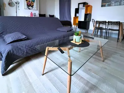 Coin salon dans l'établissement L'Aparté - Studio Centre - 4 Personnes