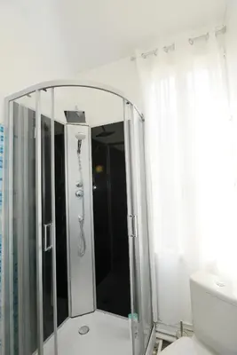 Salle de bains dans l'établissement Home Group
