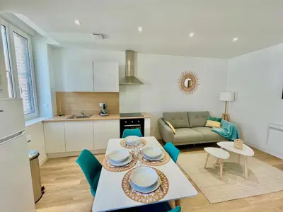Cuisine ou kitchenette dans l'établissement *ARENA* - duplex lumineux