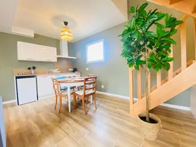 Cuisine ou kitchenette dans l'établissement Maison Le Clos d'Ardon
