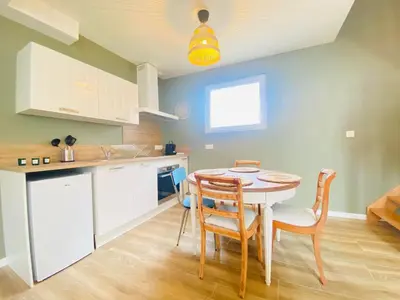 Cuisine ou kitchenette dans l'établissement Maison Le Clos d'Ardon