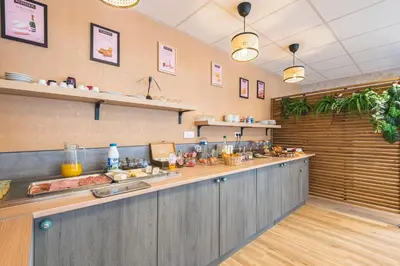 Nourriture dans l'hôtel ou à proximité