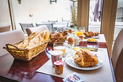 Nourriture dans l'hôtel ou à proximité