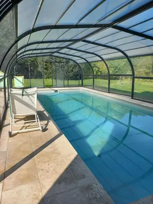 Piscine de l'établissement Colombier du château ou située à proximité
