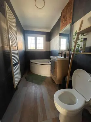 Salle de bains dans l'établissement Le Ranch - chambres d'hôtes - proche centre ville