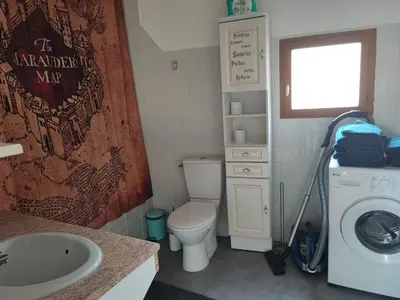 Salle de bains dans l'établissement Le Dortoir d'Harry Potter