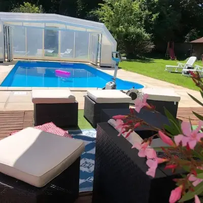 Chez Lilly & Cie 10 à 12 personnes avec sauna et piscine