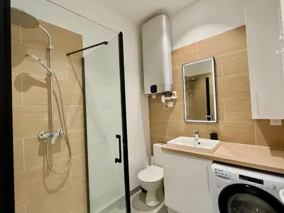 Salle de bains dans l'établissement Suite Clovis 2