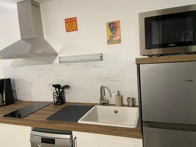 Cuisine ou kitchenette dans l'établissement Gîte La Hallette au cœur du vignoble Champenois, classé 2 étoiles