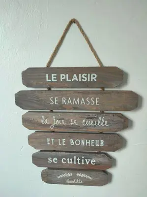 Certificat, récompense, panneau ou autre document affiché dans l'établissement La Marisa, studio cosy 10min Disney.