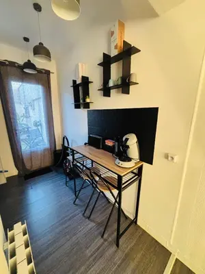 Cuisine ou kitchenette dans l'établissement Pétille en champagne - 1 chambre - Terrasse