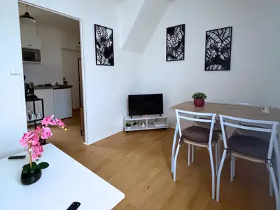 Cuisine ou kitchenette dans l'établissement L'échappée belle pour 5