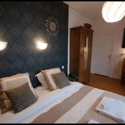 LOGIS HOTEL BELLEVUE RESTAURANT LA POMME d'OR