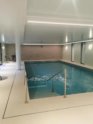 Piscine de l'établissement Domitys Le Domaine d'Agate ou située à proximité