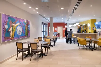 Restaurant ou autre lieu de restauration dans l'établissement Domitys La Clef des Arts