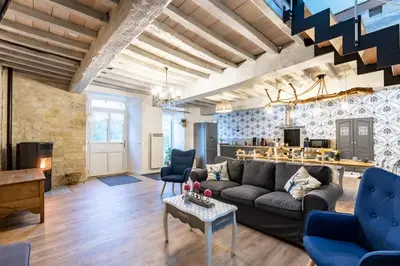 Coin salon dans l'établissement Gîte La Petite Ferme