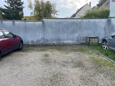 Plan de l'établissement centre Pierrefonds superbe appartement + parking
