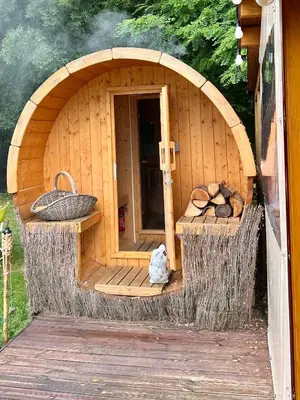 Plan de l'établissement L'Enseigne -Location de 2 chalets privatifs avec Spa