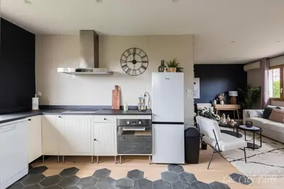 Cuisine ou kitchenette dans l'établissement Maison de Charme - Parc Asterix - proche Mer de Sable - Villepinte - Aéroport CDG