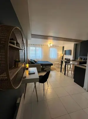 Cuisine ou kitchenette dans l'établissement Petit cocon en hyper-centre