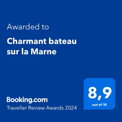 Certificat, récompense, panneau ou autre document affiché dans l'établissement Charmant bateau sur la Marne le VIKING