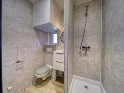 Salle de bains dans l'établissement 2 pièces indépendant à la campagne