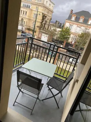 Balcon ou terrasse dans l'établissement Appartement Avenue de Champagne
