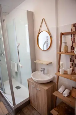 Salle de bains dans l'établissement Appartement Un moment d’ÉVAsion