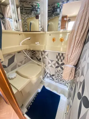 Salle de bains dans l'établissement Camping-car vintage insolite